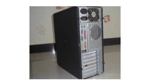第一步：清理主機(jī)表面！